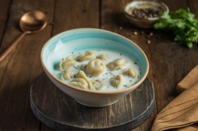 Фото Сливочной суп с пельменями