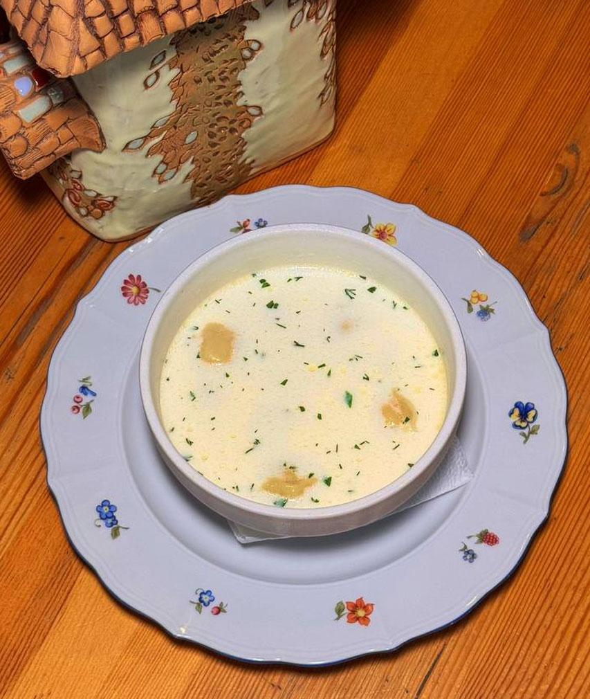 Фото Сливочной суп с пельменями